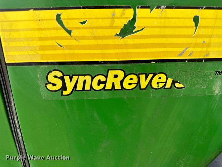 image for item EG7019 2003 John Deere 5105 tractor