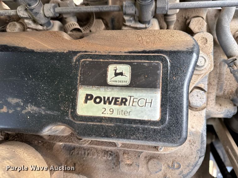 image for item EG7019 2003 John Deere 5105 tractor