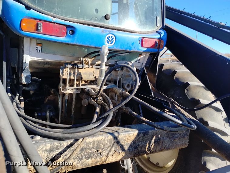 image for item EG9969 2002 New Holland TV140 bi-directional tractor
