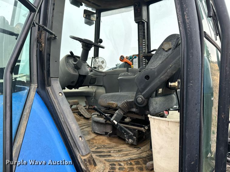 image for item EG9969 2002 New Holland TV140 bi-directional tractor