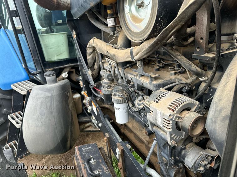 image for item EG9969 2002 New Holland TV140 bi-directional tractor