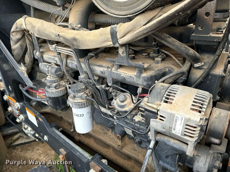 image for item EG9969 2002 New Holland TV140 bi-directional tractor