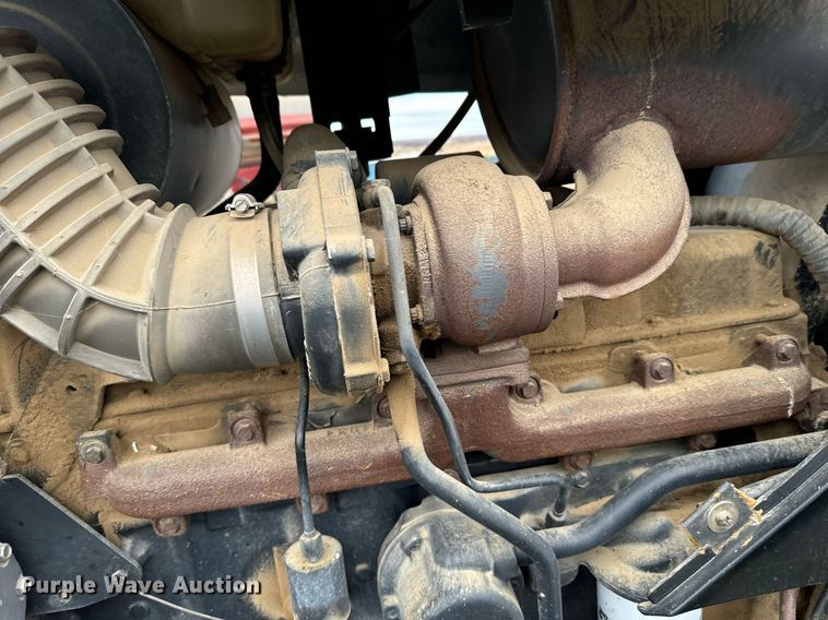 image for item EG9969 2002 New Holland TV140 bi-directional tractor