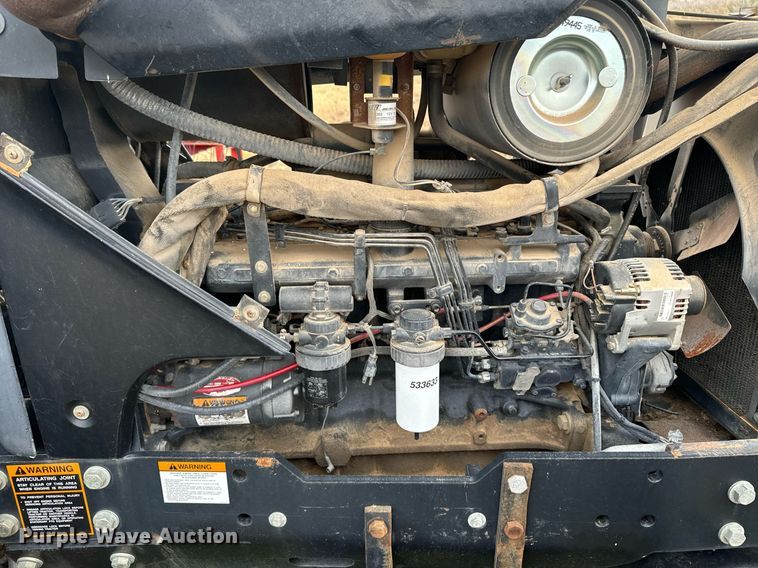 image for item EG9969 2002 New Holland TV140 bi-directional tractor