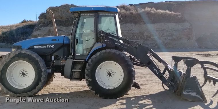 image for item EG9980 2002 New Holland  TV140 bi-directional tractor