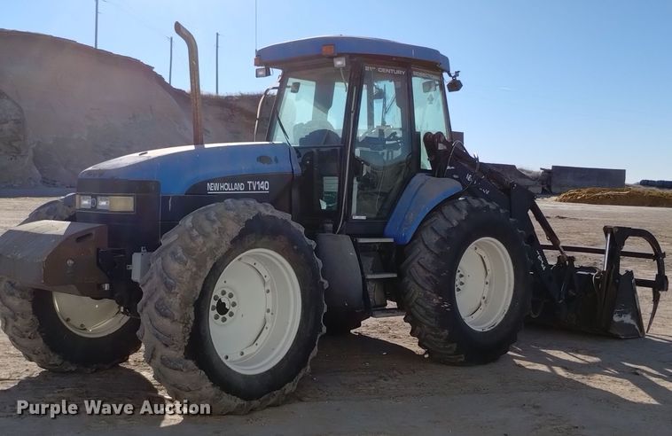 image for item EG9980 2002 New Holland  TV140 bi-directional tractor