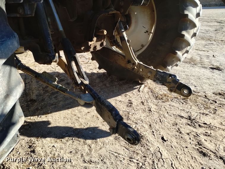 image for item EG9980 2002 New Holland  TV140 bi-directional tractor