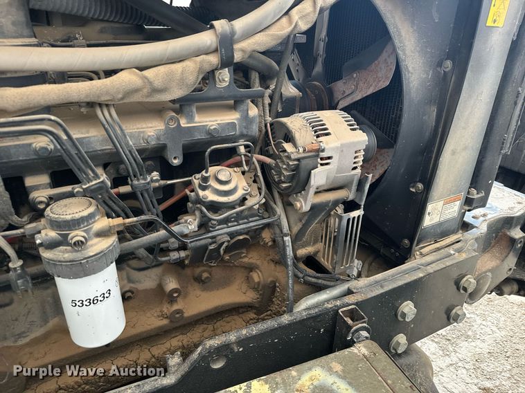 image for item EG9980 2002 New Holland  TV140 bi-directional tractor