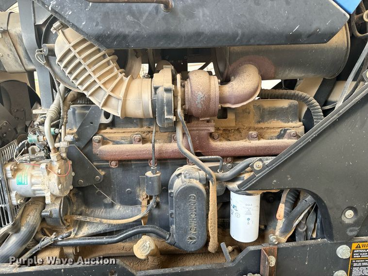 image for item EG9980 2002 New Holland  TV140 bi-directional tractor