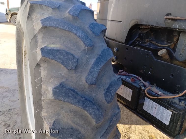 image for item EG9980 2002 New Holland  TV140 bi-directional tractor