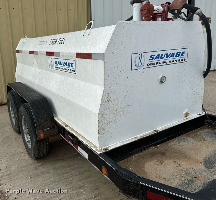 image for item EG9981 East Texas fuel trailer