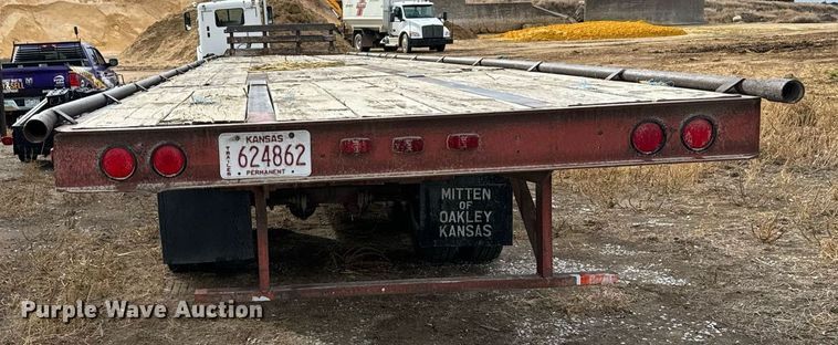 image for item EG9987 1972 Transcraft TH-40 flatbed trailer