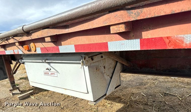 image for item EG9987 1972 Transcraft TH-40 flatbed trailer