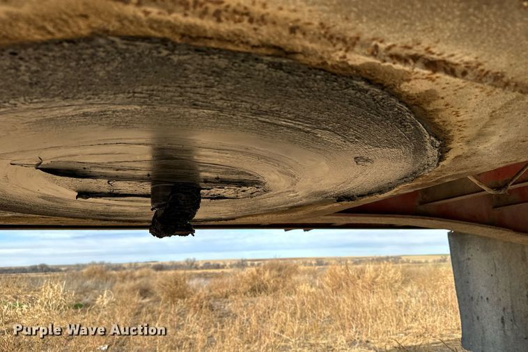 image for item EG9987 1972 Transcraft TH-40 flatbed trailer