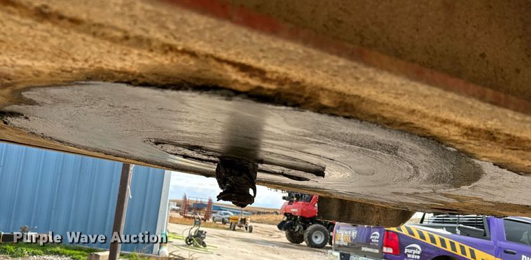 image for item EG9987 1972 Transcraft TH-40 flatbed trailer