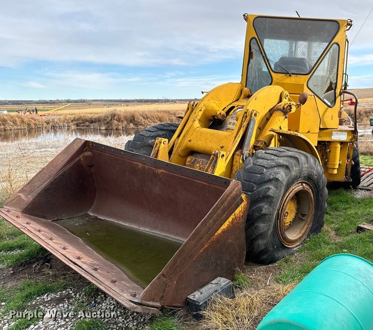 image for item EG9994 1970 Caterpillar 950 wheel loader