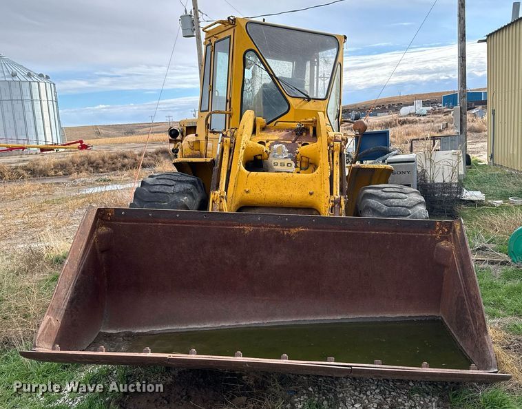 image for item EG9994 1970 Caterpillar 950 wheel loader