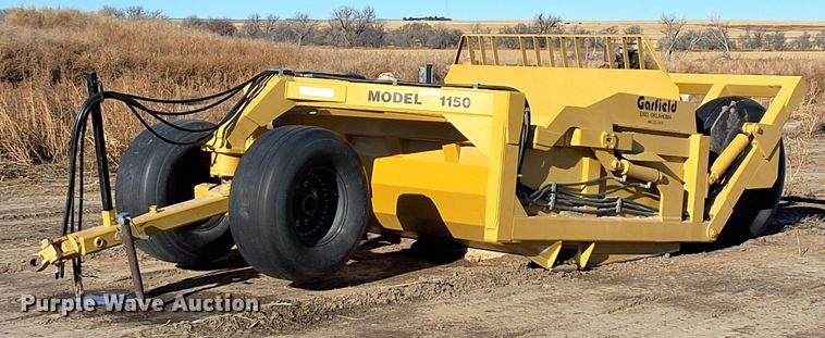 image for item EG9995 2001 Garfield 1150 scraper