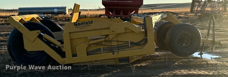 image for item EG9995 2001 Garfield 1150 scraper