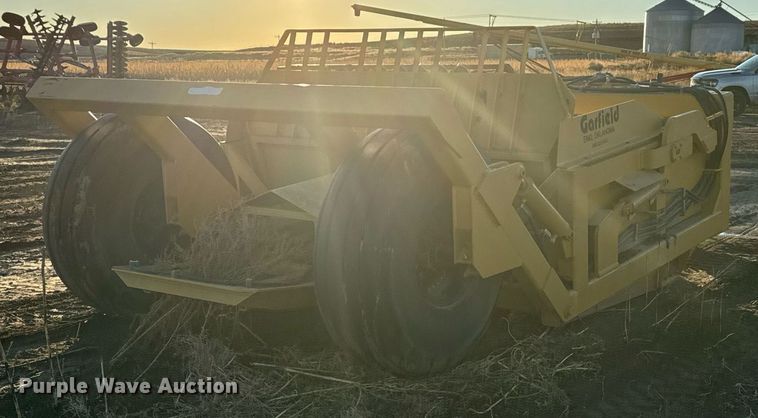 image for item EG9995 2001 Garfield 1150 scraper