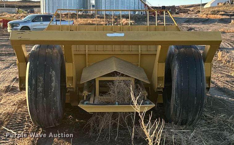 image for item EG9995 2001 Garfield 1150 scraper