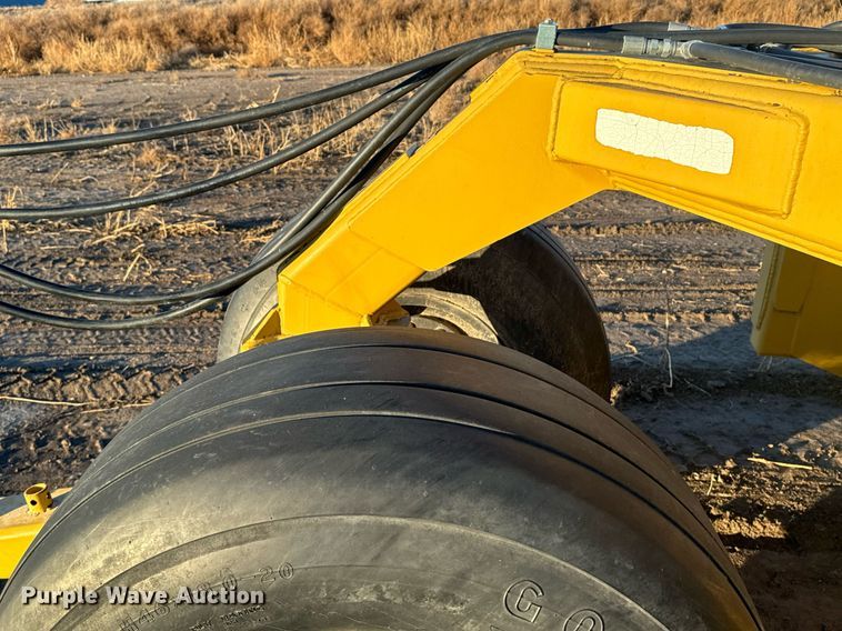 image for item EG9995 2001 Garfield 1150 scraper