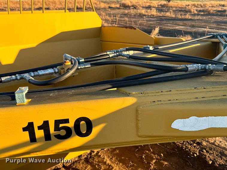 image for item EG9995 2001 Garfield 1150 scraper