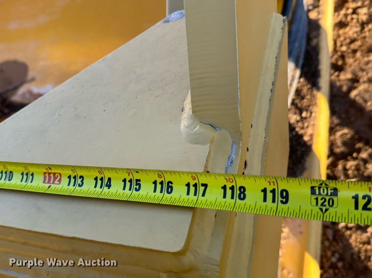 image for item EG9995 2001 Garfield 1150 scraper