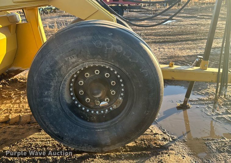 image for item EG9995 2001 Garfield 1150 scraper