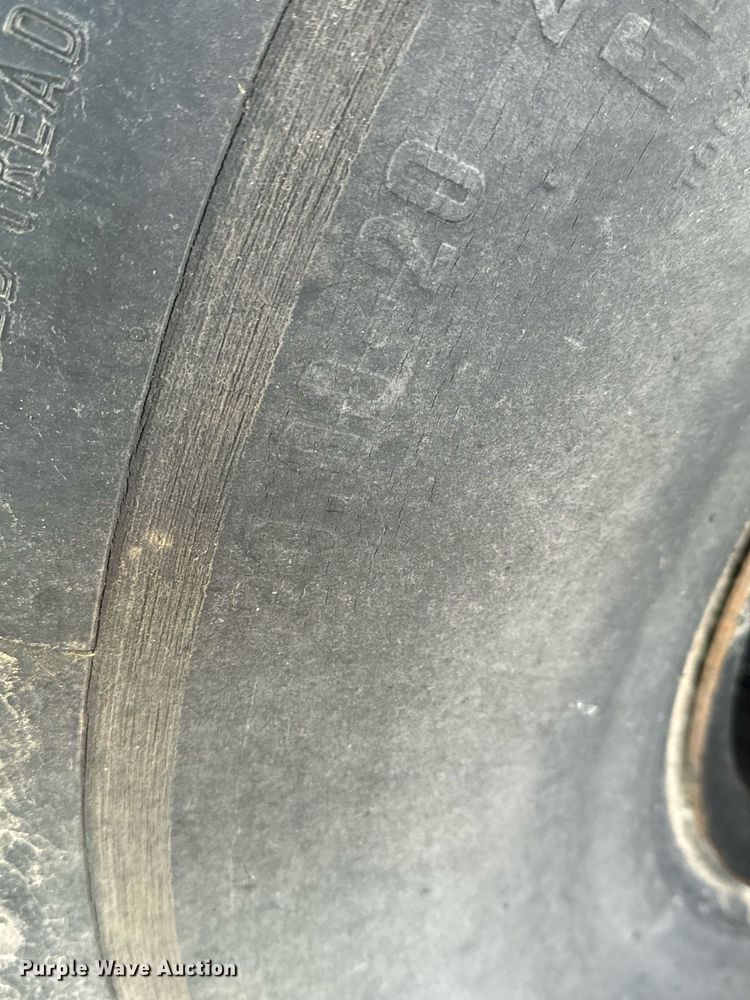 image for item EG9995 2001 Garfield 1150 scraper