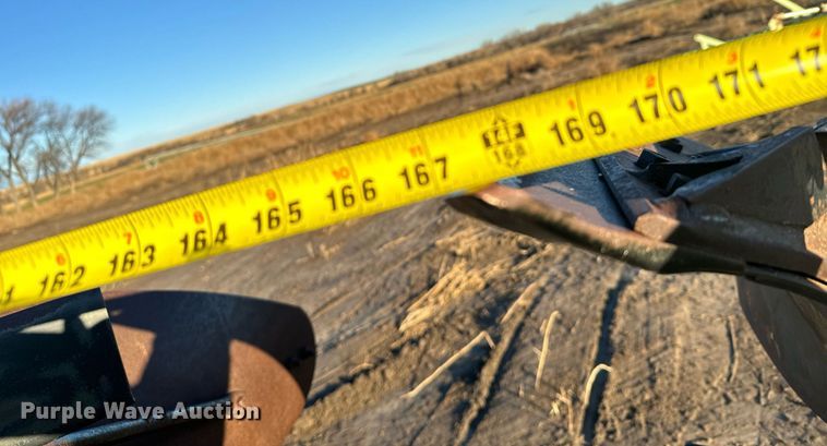 image for item EG9998 John Deere  4600 twelve bottom two-way plow