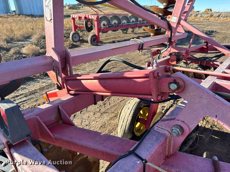 image for item EH0003 Sunflower 833-27 double off-set disk