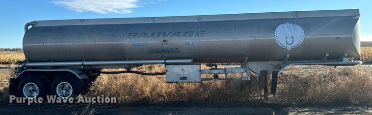 image for item EH0006 1972 VIM STD tank trailer