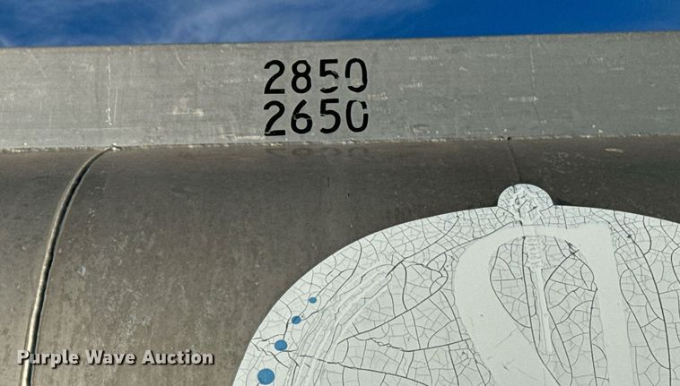 image for item EH0006 1972 VIM STD tank trailer