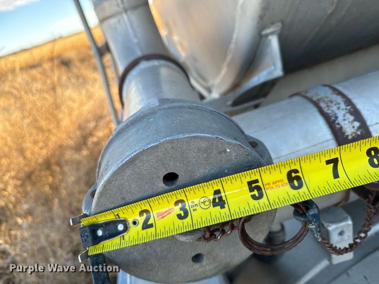 image for item EH0006 1972 VIM STD tank trailer