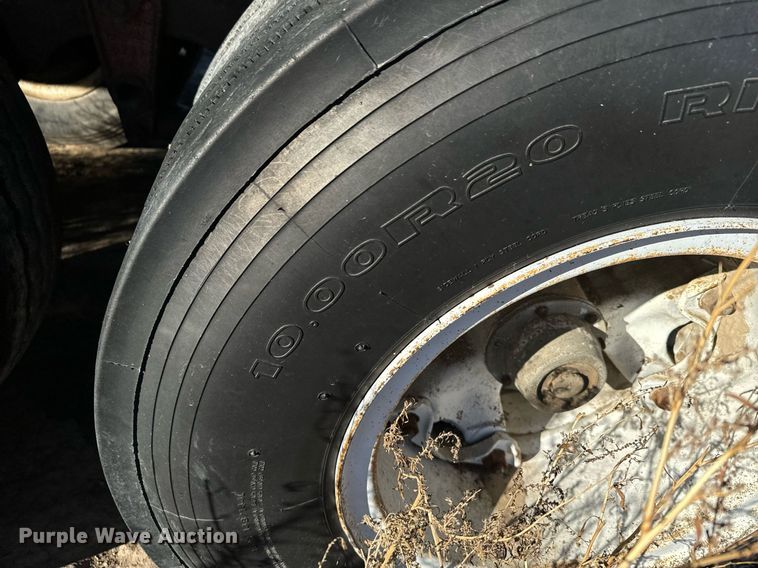 image for item EH0006 1972 VIM STD tank trailer