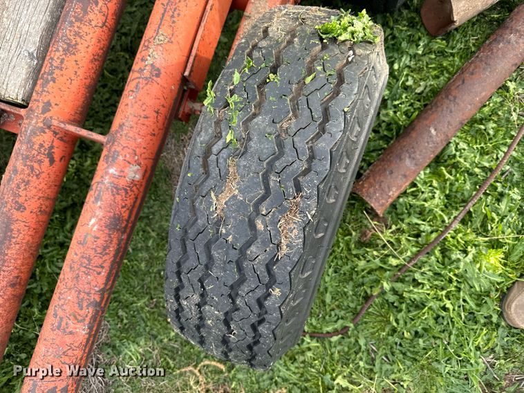 image for item EH0012 Donahue  implement carrier