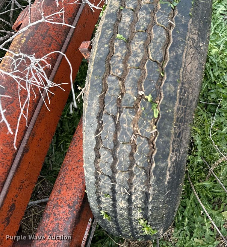 image for item EH0016 Donahue implement carrier