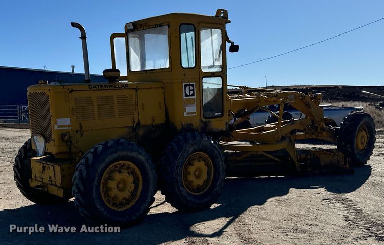 image for item EH0017 1965 Caterpillar  120 rigid frame motor grader