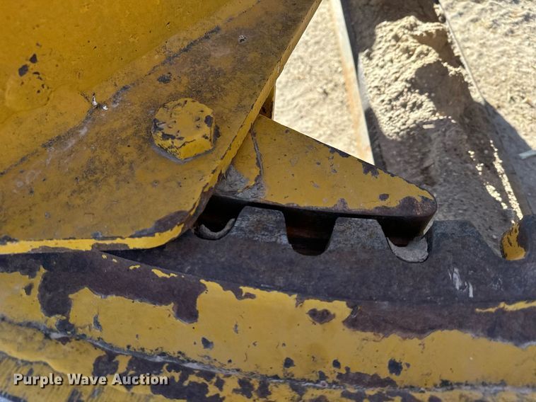 image for item EH0017 1965 Caterpillar  120 rigid frame motor grader