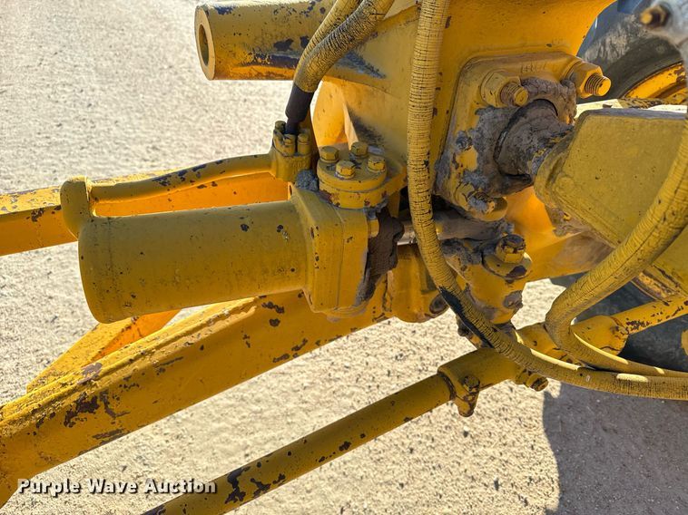 image for item EH0017 1965 Caterpillar  120 rigid frame motor grader