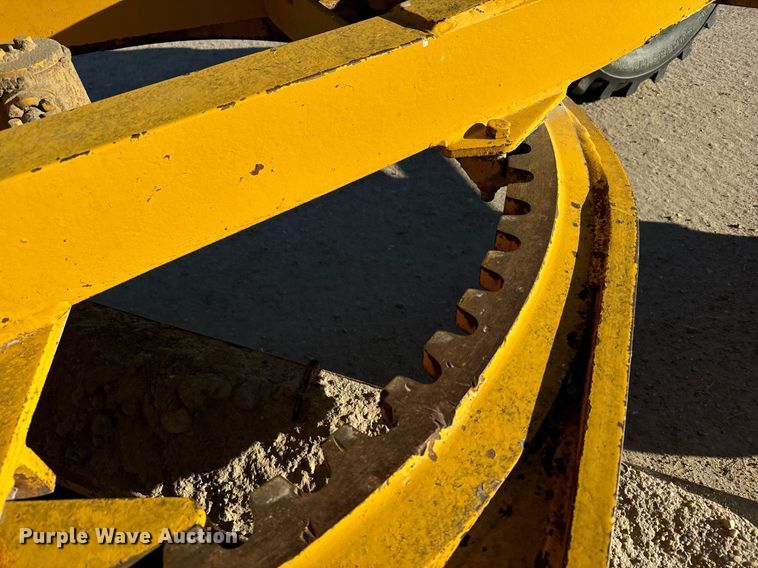 image for item EH0017 1965 Caterpillar  120 rigid frame motor grader