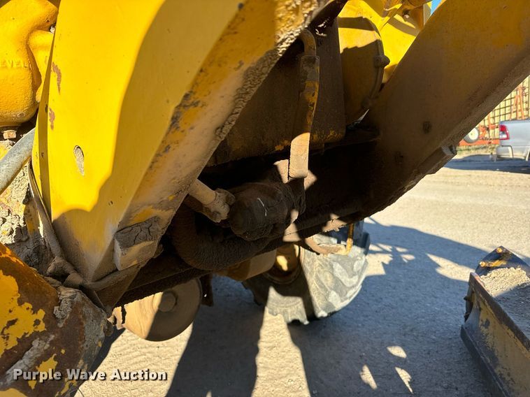 image for item EH0017 1965 Caterpillar  120 rigid frame motor grader