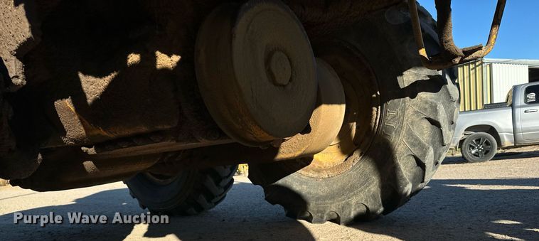 image for item EH0017 1965 Caterpillar  120 rigid frame motor grader