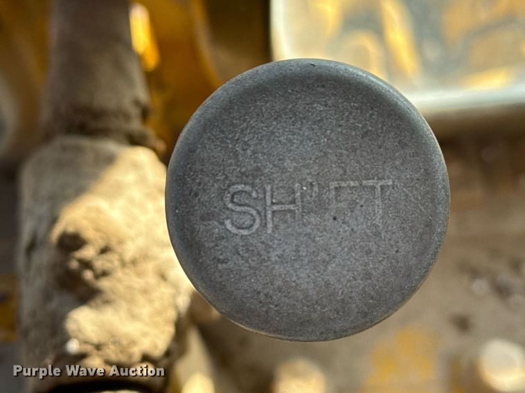 image for item EH0017 1965 Caterpillar  120 rigid frame motor grader