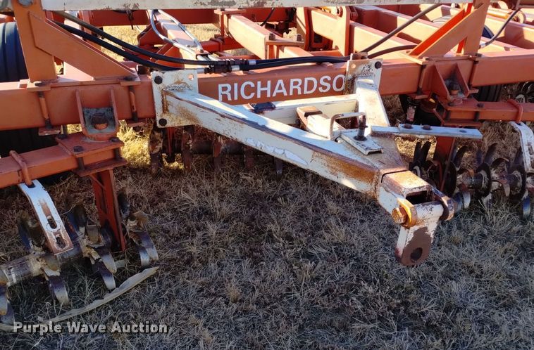 image for item EH0022 Richardson  MT 3-31-5 mulch treader picker