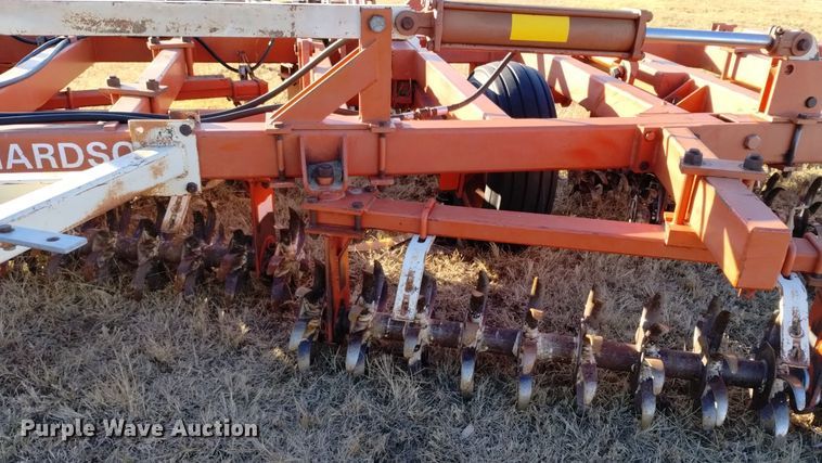 image for item EH0022 Richardson  MT 3-31-5 mulch treader picker