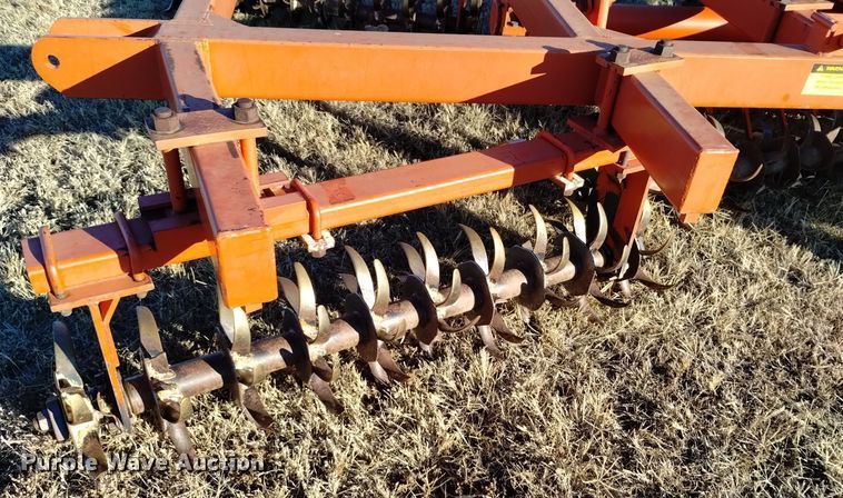 image for item EH0022 Richardson  MT 3-31-5 mulch treader picker