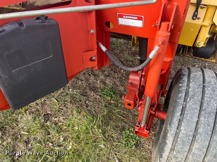 image for item EH2931 New Holland 1475 2300 Series swather / windrower