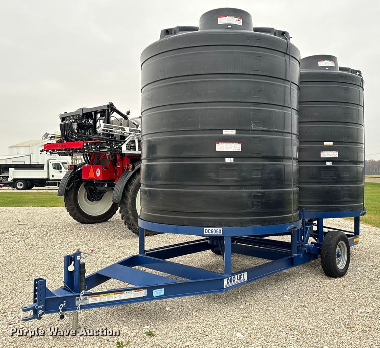 image for item EH7365 Duo-Lift  DC6050 double cone nurse tank trailer